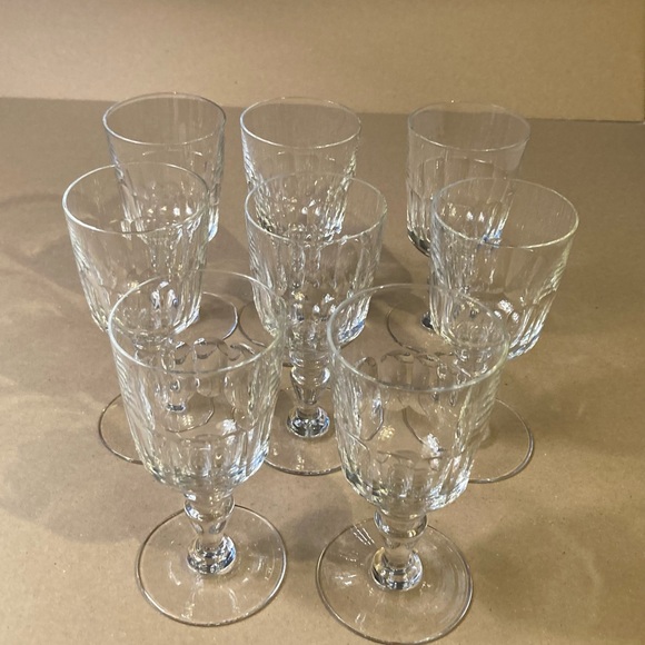 Antique small crystal white wine glasses set 8 good used condition - Picture 9 of 11